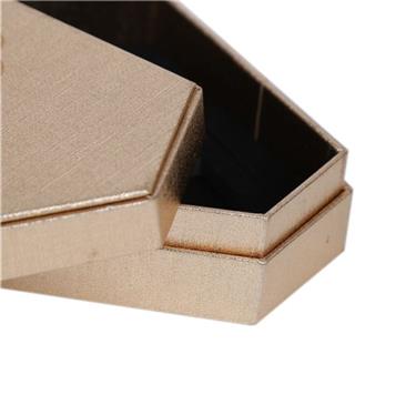 luxury cardboard gift box.jpg luxury cardboard gift box.jpg