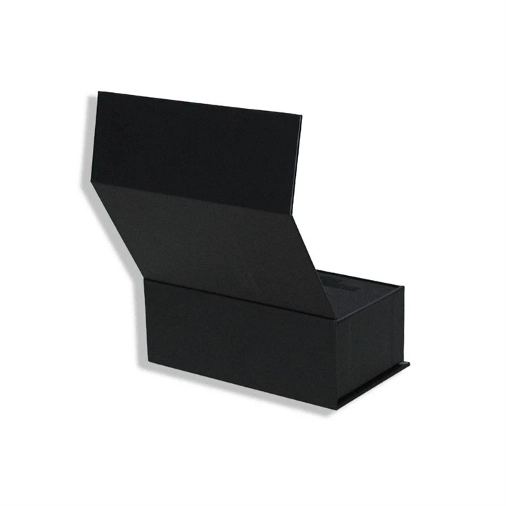 gift box with custom design (1)